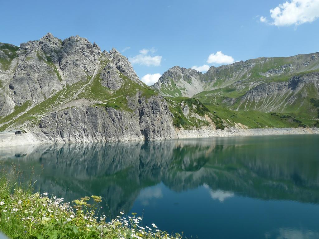 Hotel Gasthaus Schaefle Bürserberg Exteriör bild