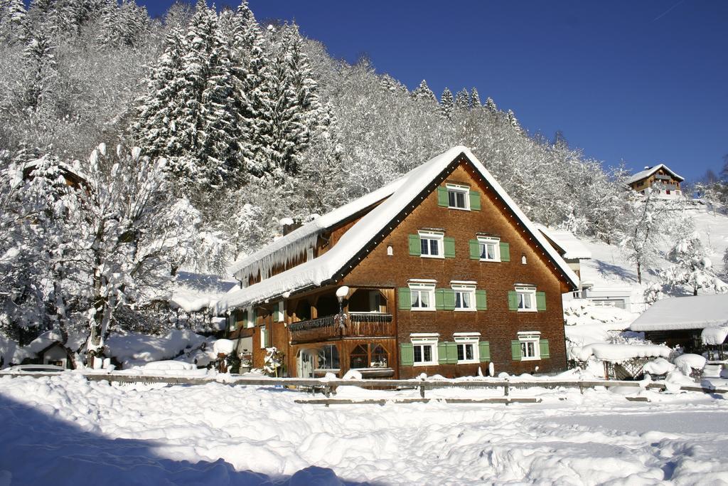 Hotel Gasthaus Schaefle Bürserberg Exteriör bild
